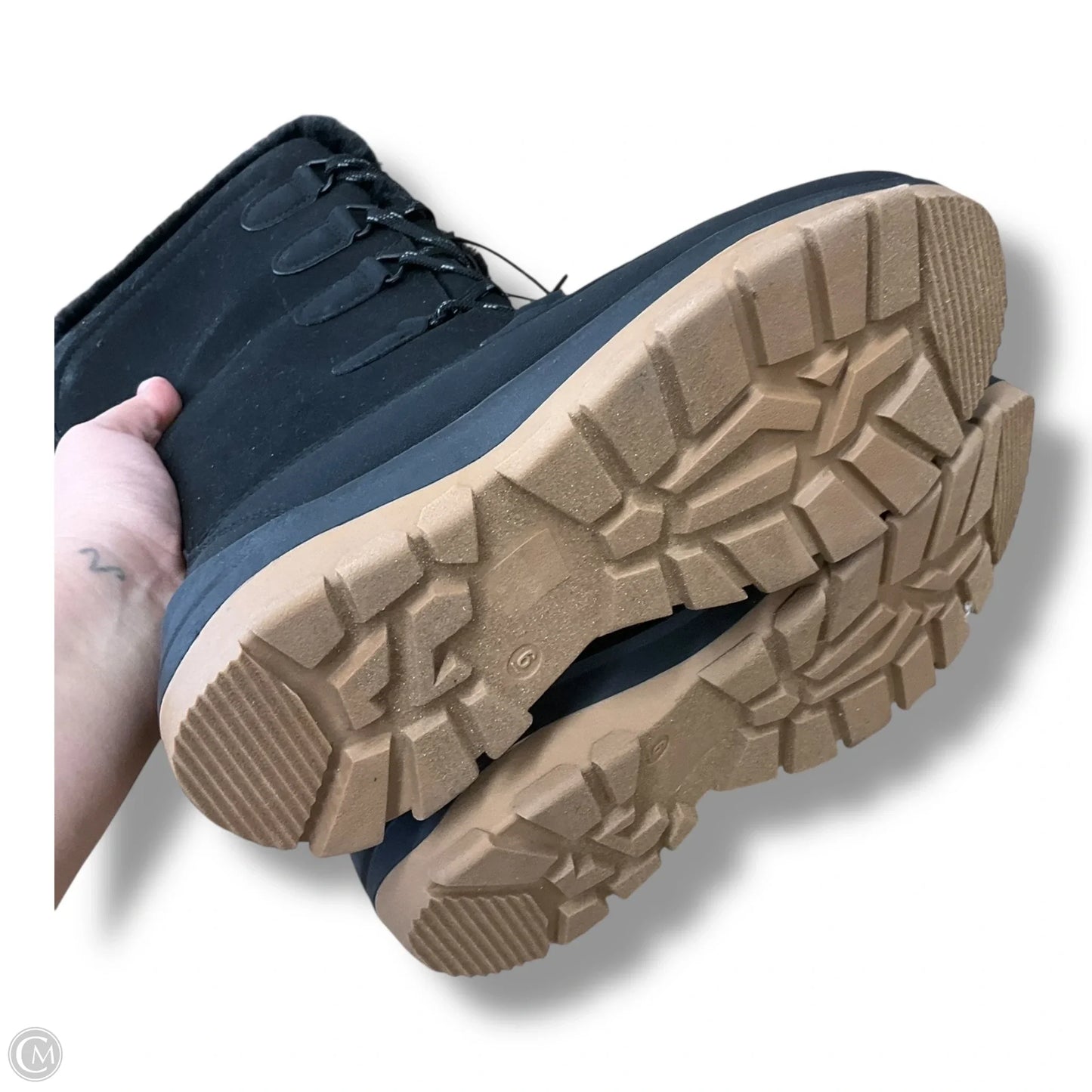 Boots Snow By Universal Thread In Black, Size: 6