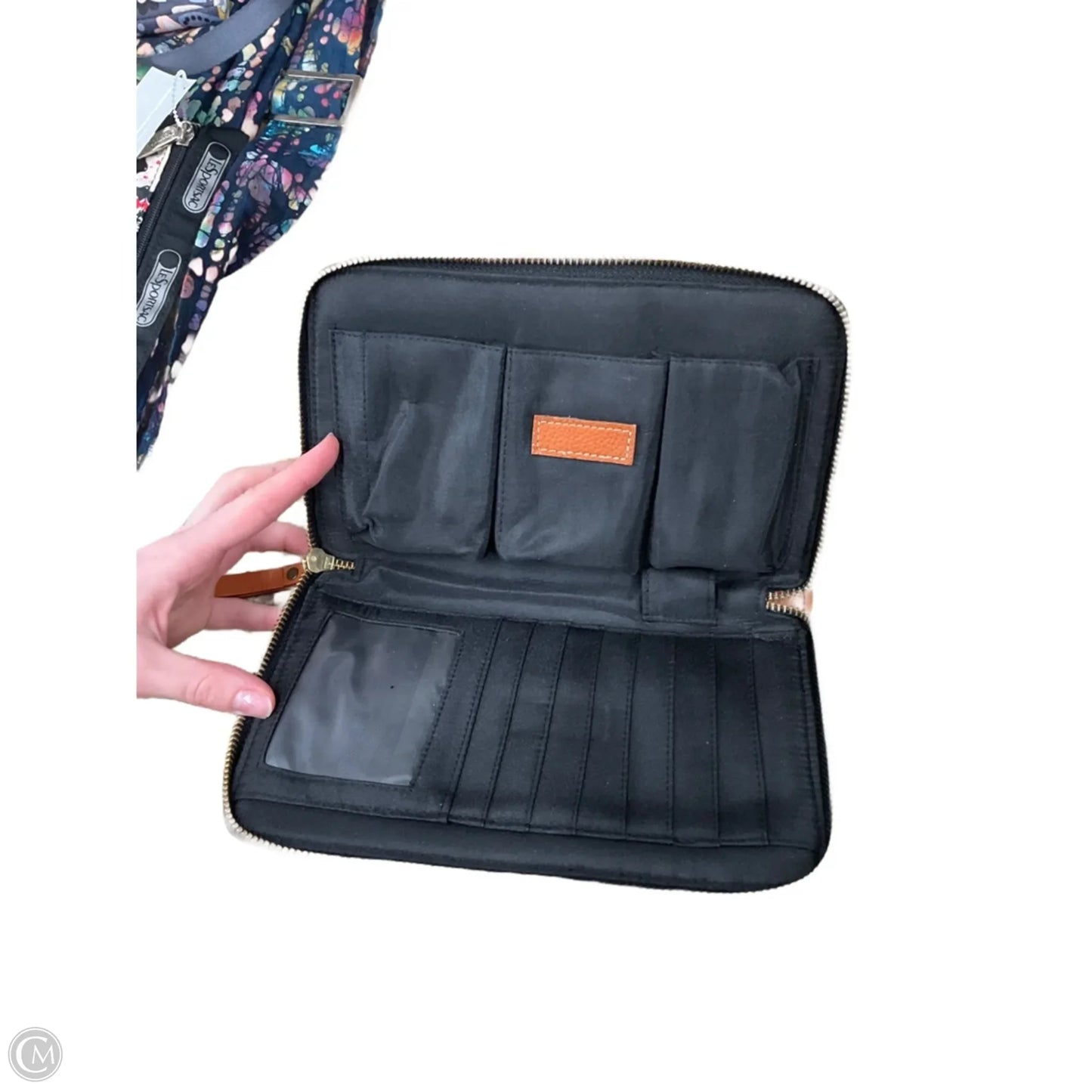 Wallet By Clothes Mentor, Size: Large