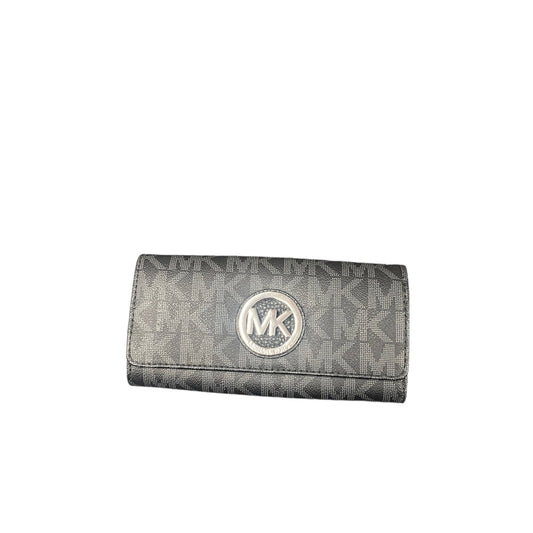 Wallet Designer By Michael Kors  Size: Medium