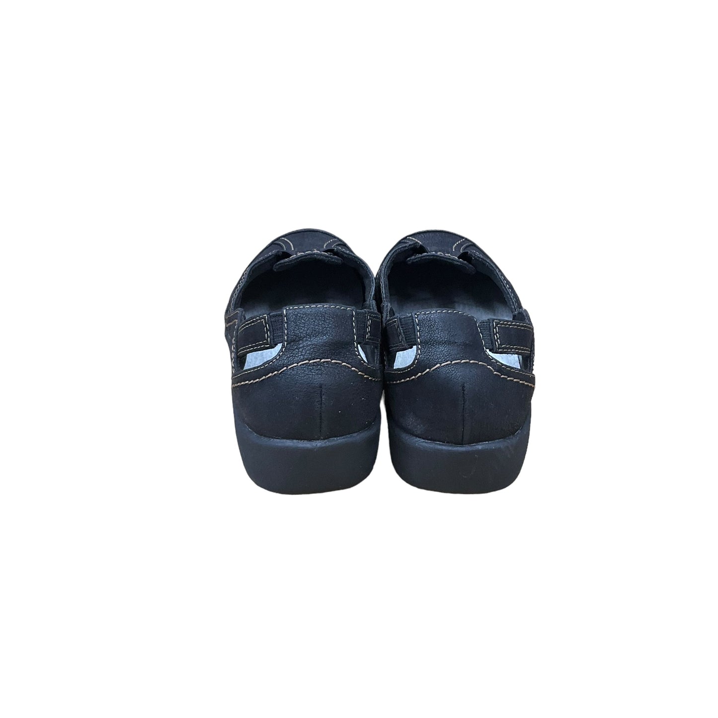 Black Shoes Flats Clarks, Size 9.5