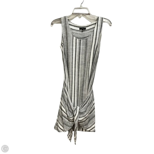Dress Casual Short By Drew In Grey, Size: Xs