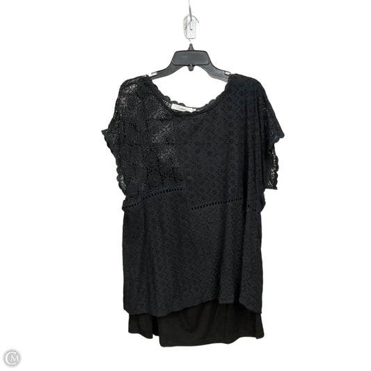 Top Short Sleeve By Solitaire In Black, Size: 3x