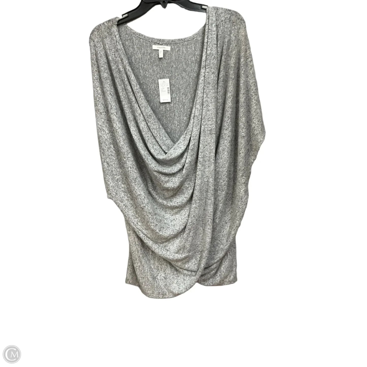 Top Short Sleeve By Maurices In Grey, Size: 1x