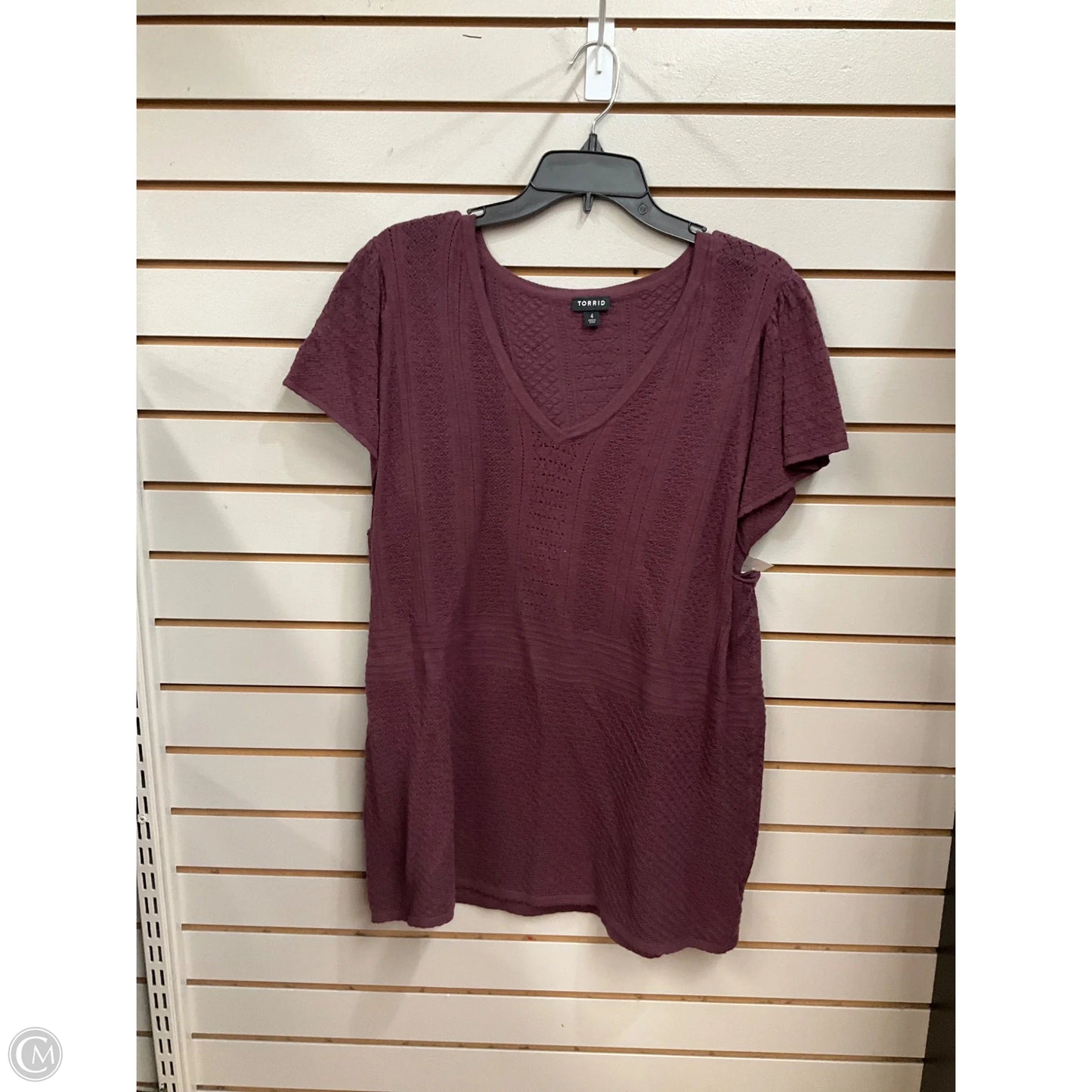 Top Short Sleeve By Torrid In Maroon, Size: 4x