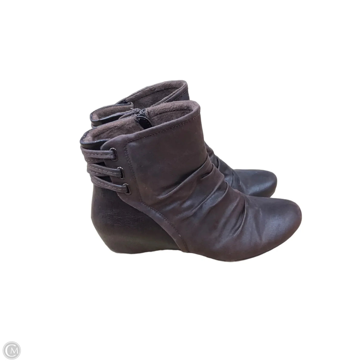 Boots Ankle Flats By Bare Traps In Brown, Size: 9