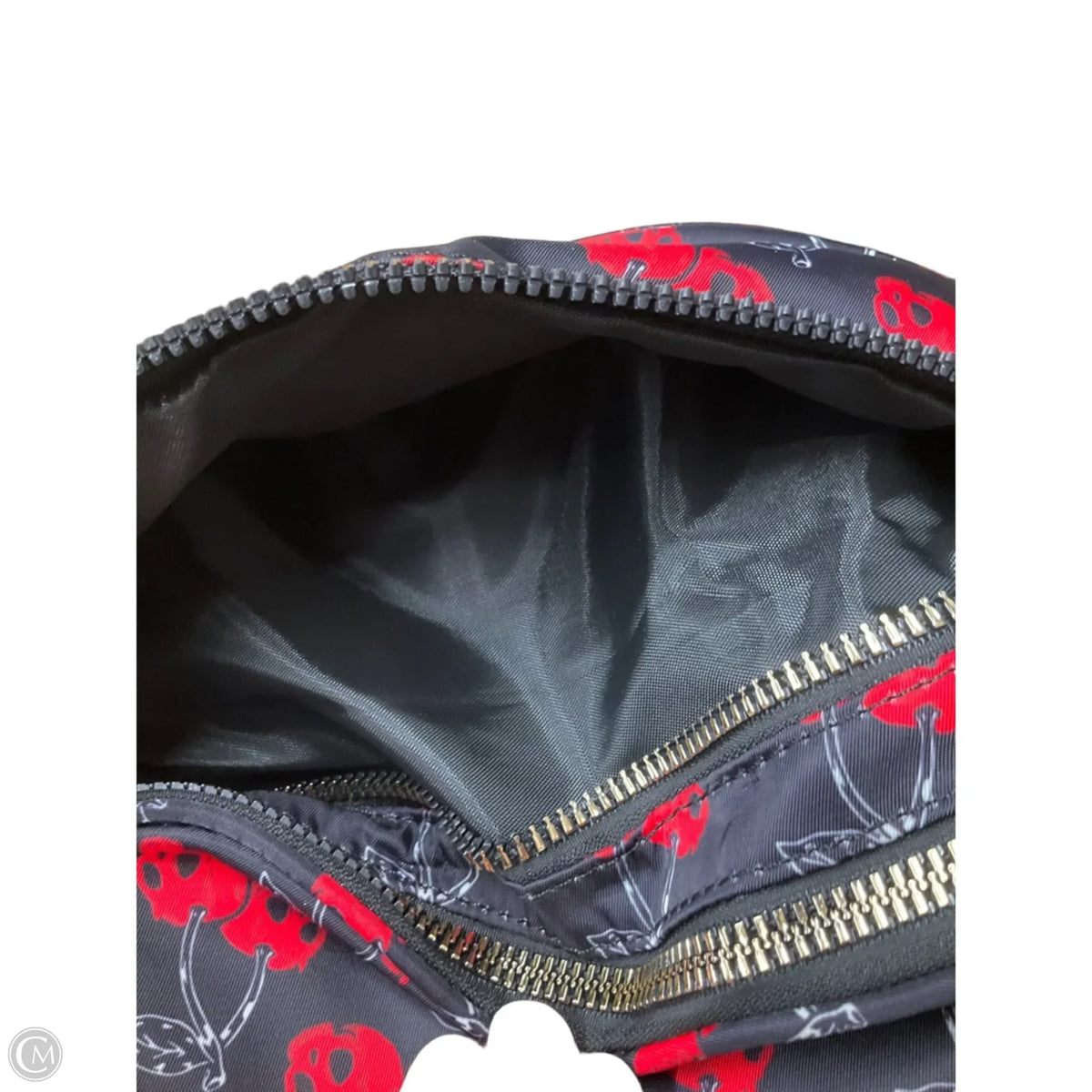 Crossbody By Clothes Mentor, Size: Medium
