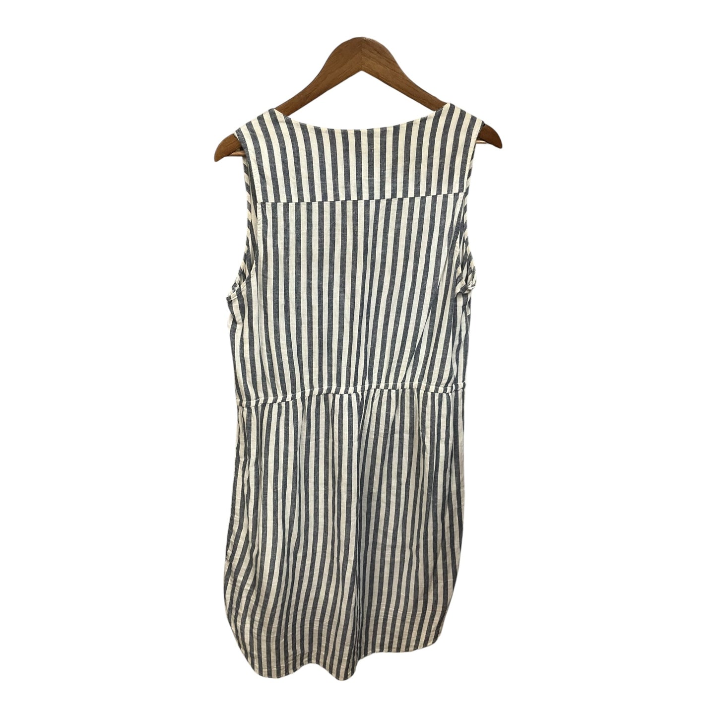 Dress Casual Short By Ashley Stewart In Striped Pattern, Size: L