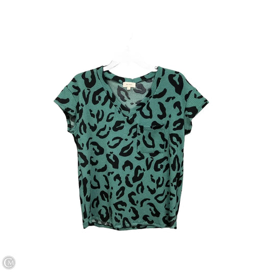 Top Short Sleeve By Clothes Mentor In Animal Print, Size: S