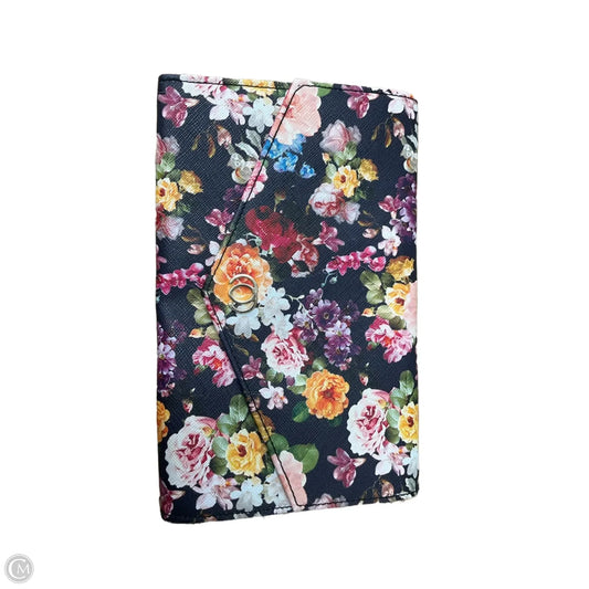 Clutch By Clothes Mentor, Size: Medium