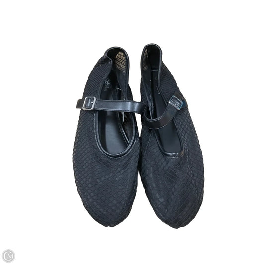 Shoes Flats By Ophelia Roe In Black, Size: 9