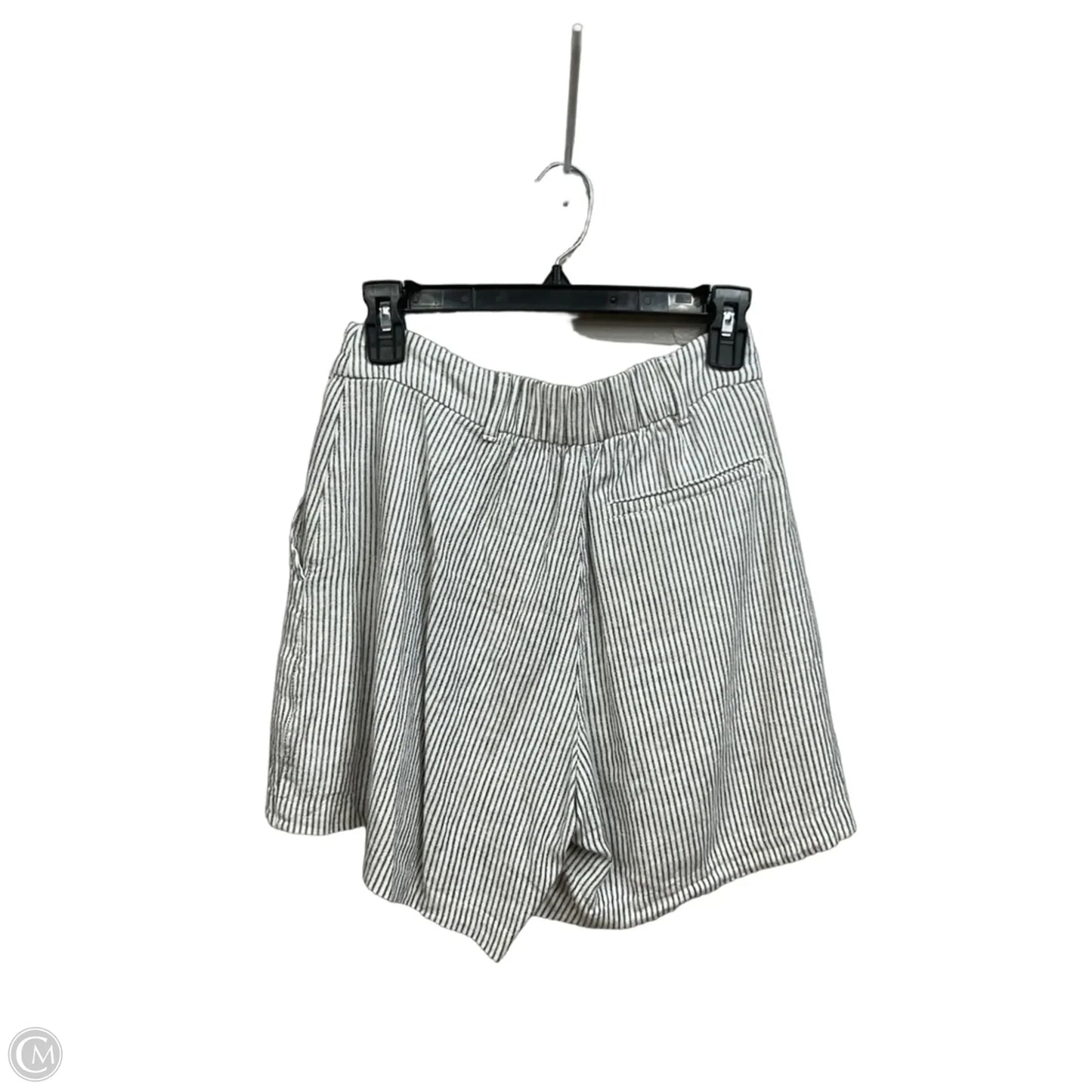 Shorts By Old Navy In Striped Pattern, Size: 4