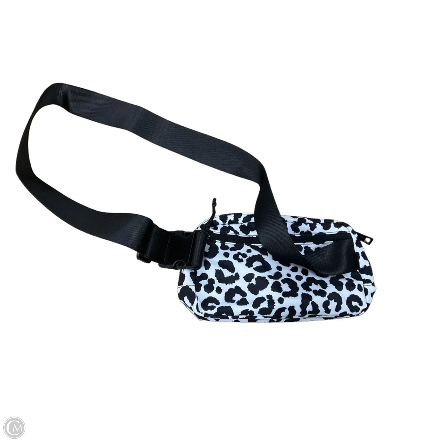 Crossbody By Clothes Mentor, Size: Medium