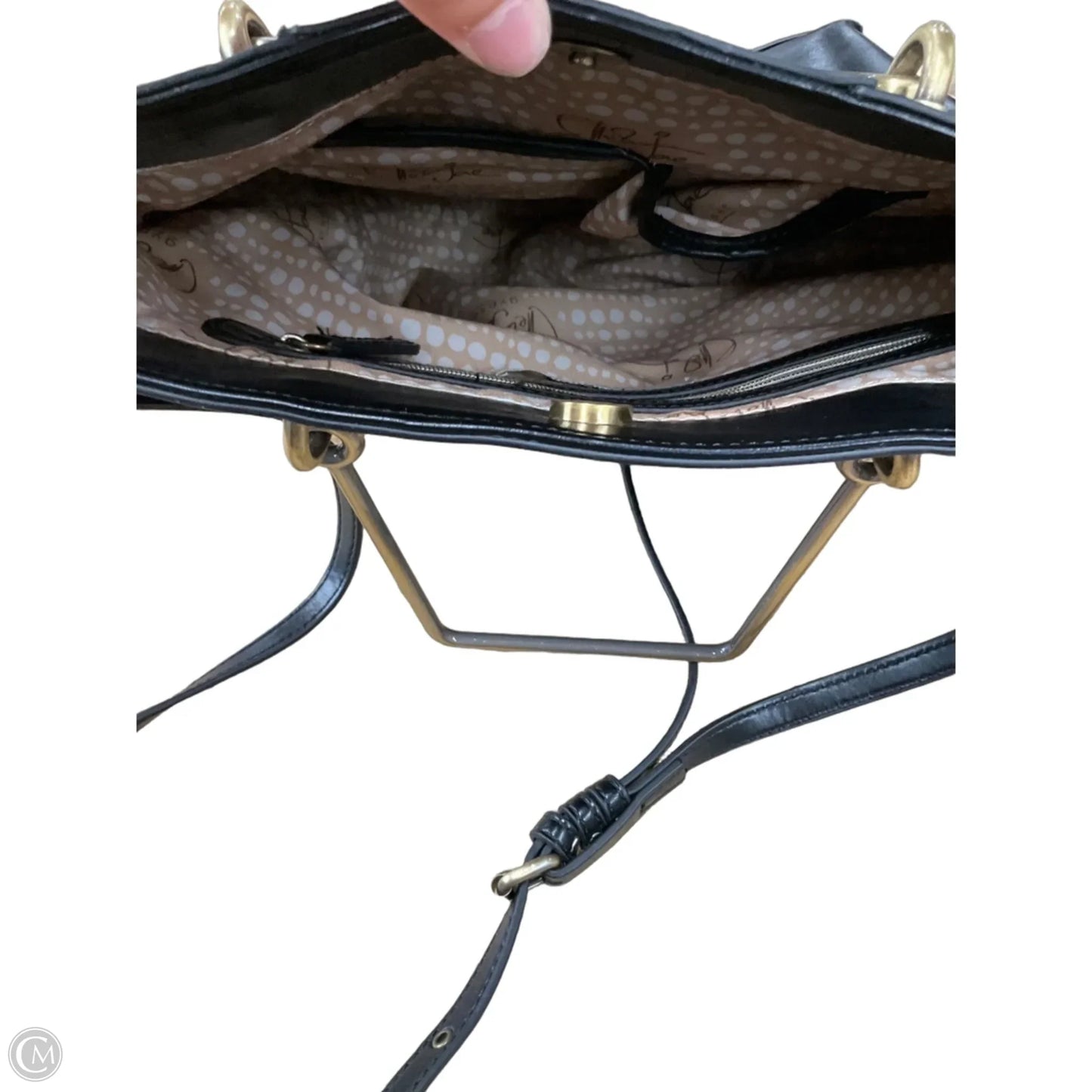 Crossbody By Clothes Mentor, Size: Medium