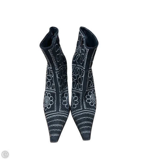 Boots Ankle Heels By Via Spiga In Black, Size: 7.5