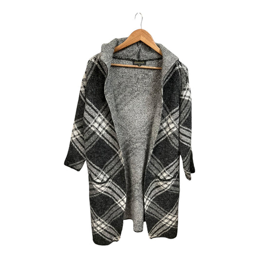 Cardigan By Joseph A. In Grey, Size: M