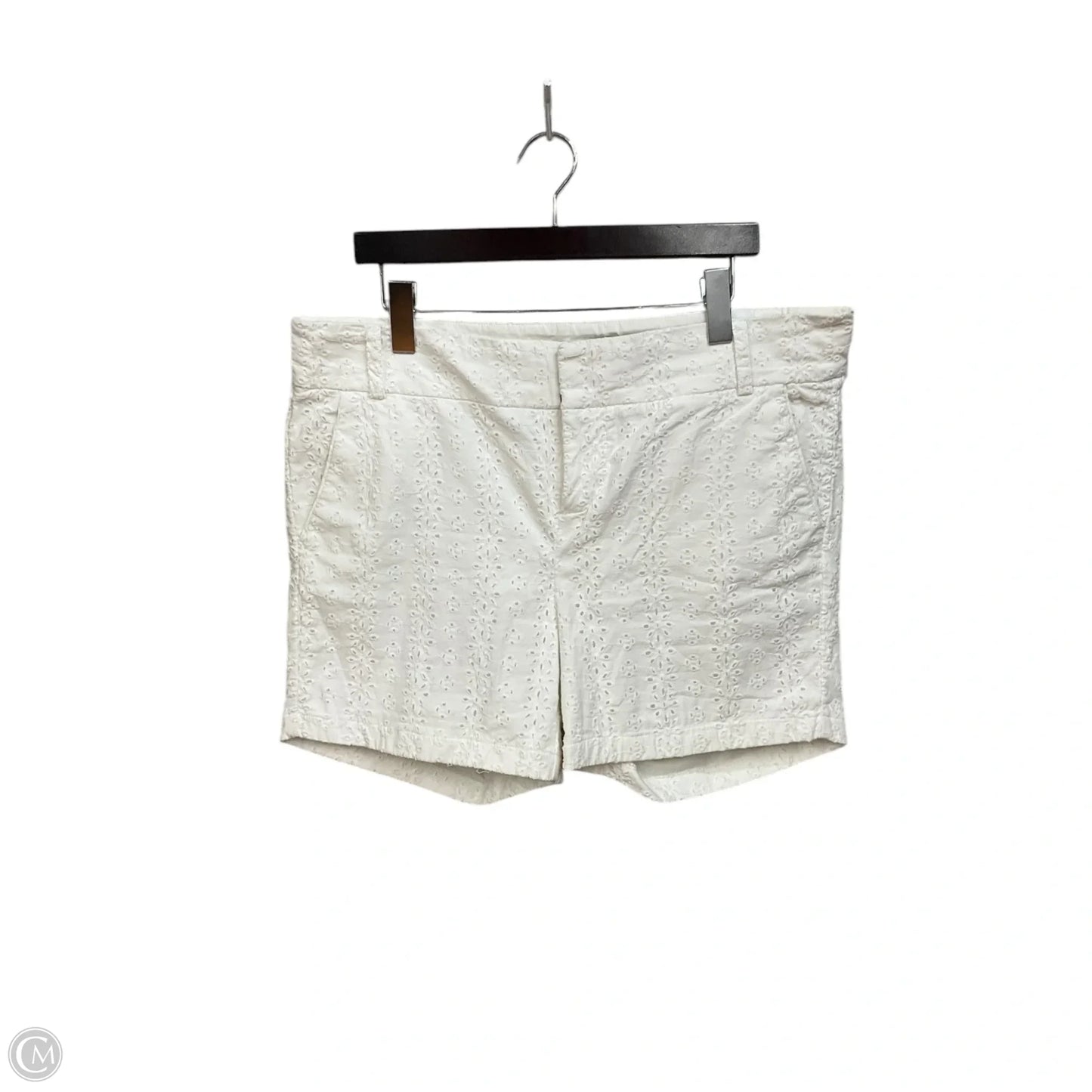 Shorts By Torrid In White, Size: 16