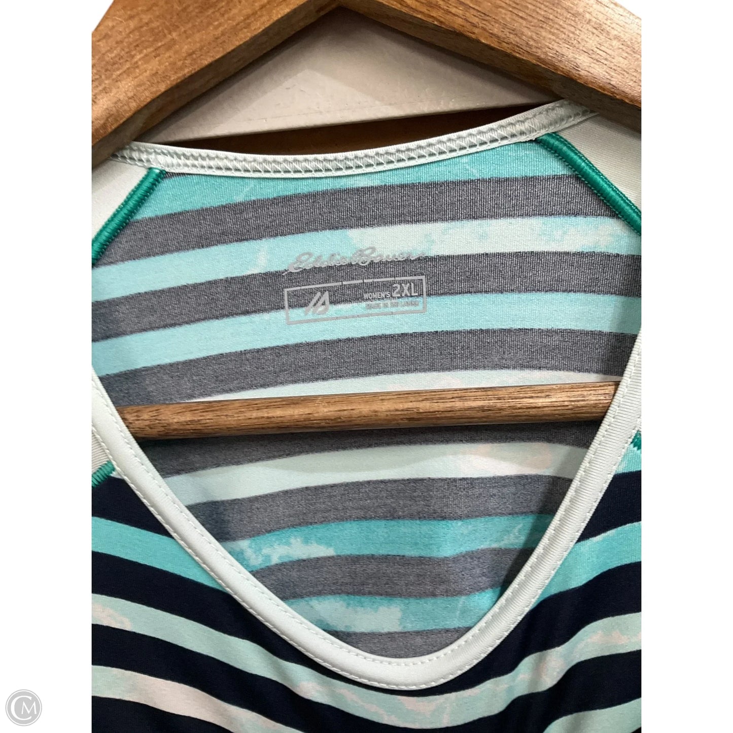 Top Long Sleeve By Eddie Bauer In Green, Size: 2x