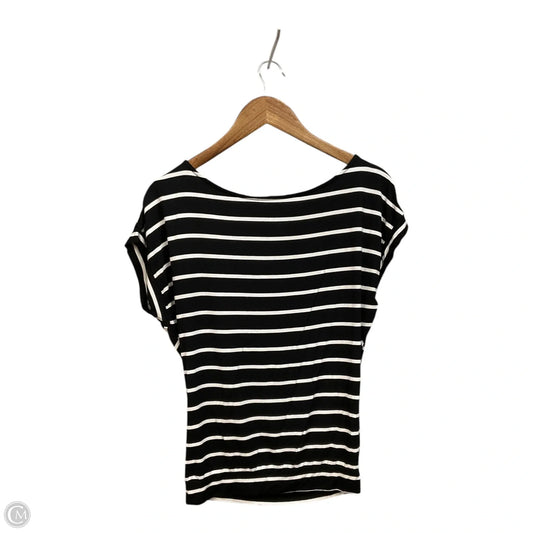 Top Short Sleeve By White House Black Market In Black & White, Size: Xs