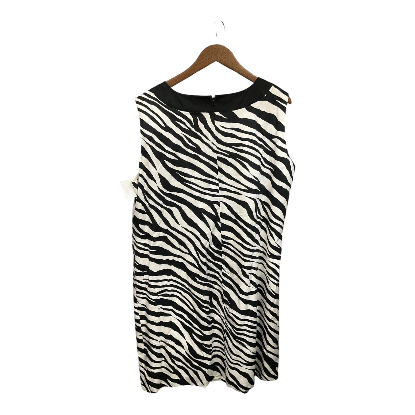 Dress Casual Short By Michael Kors In Animal Print, Size: 20