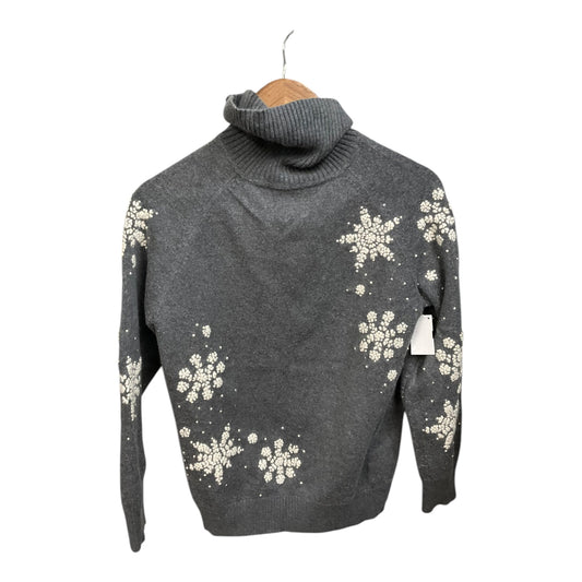 Sweater By Eddie Bauer In Grey, Size: M