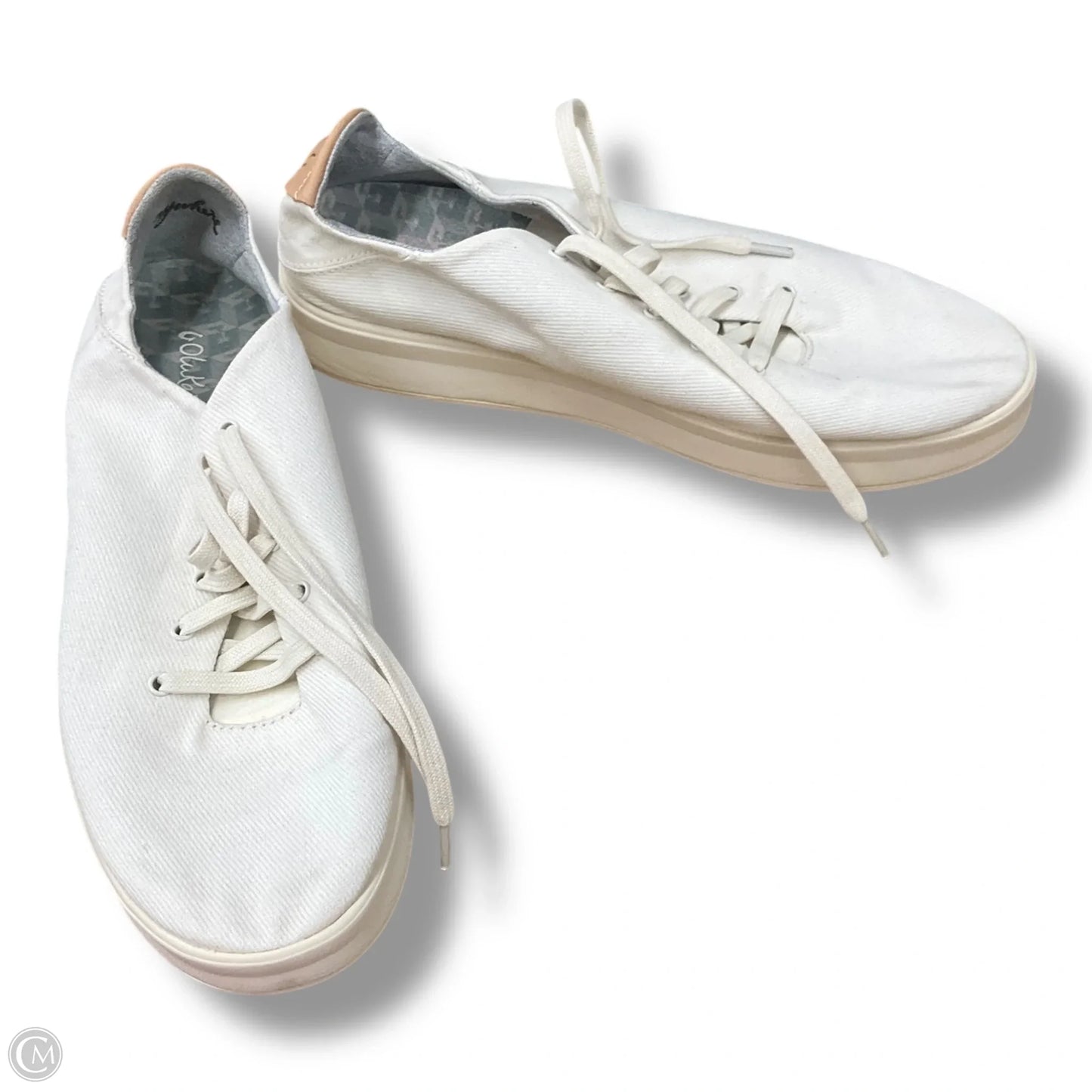 Shoes Sneakers By Olukai In White, Size: 10