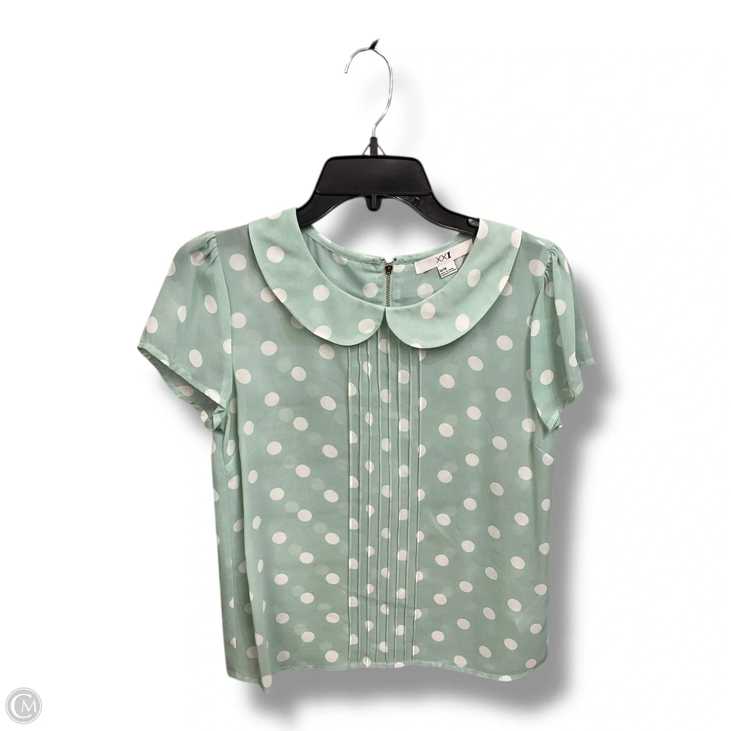 Top Short Sleeve By Clothes Mentor In Polkadot Pattern, Size: M