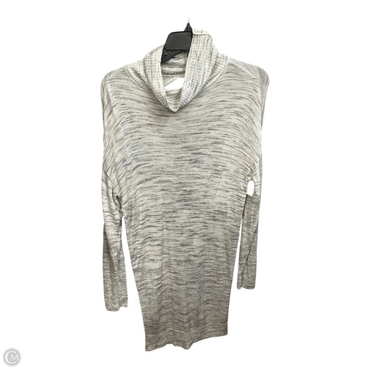 Dress Casual Short By Clothes Mentor In Grey & White, Size: S