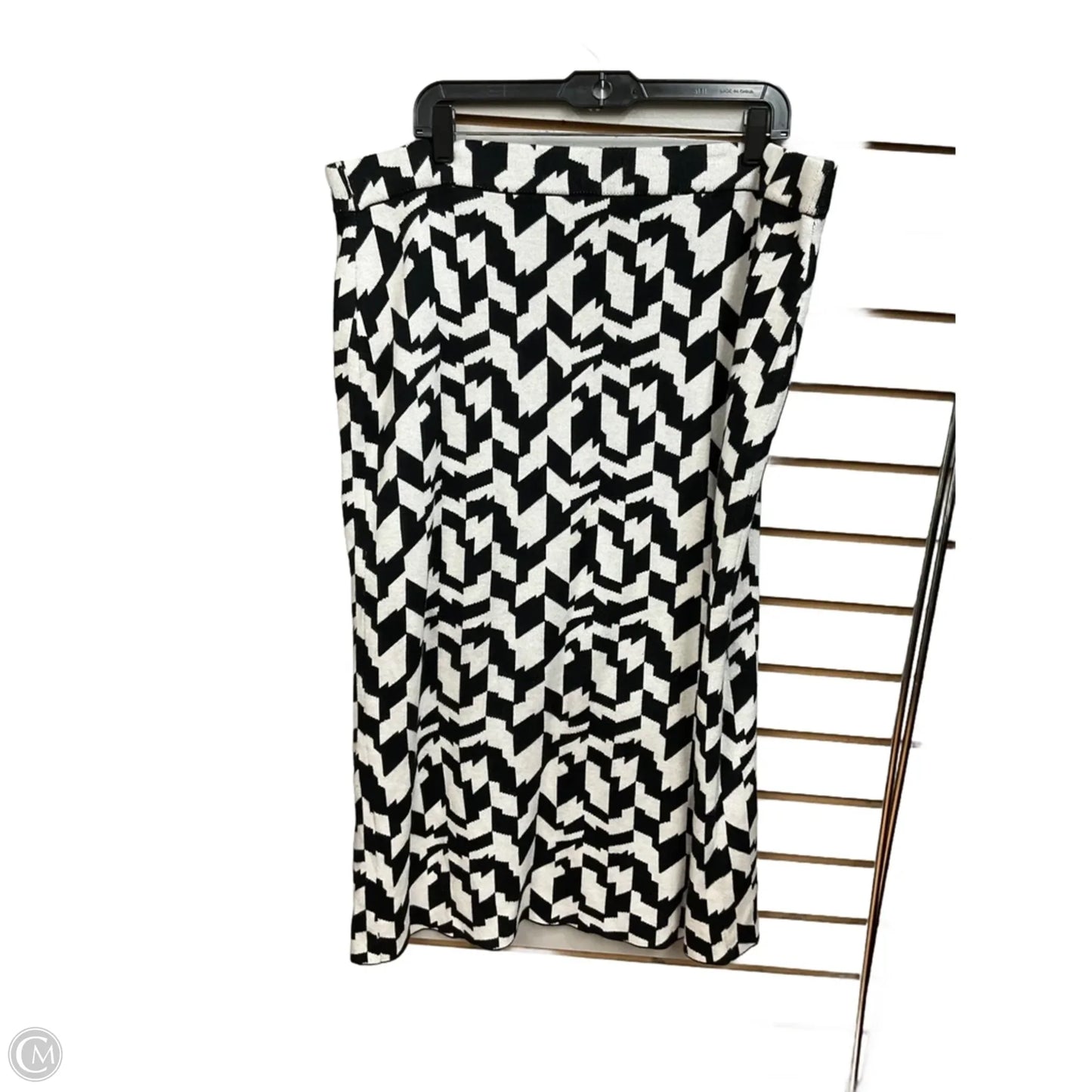Skirt Midi By Future Collective In Black & White, Size: 16