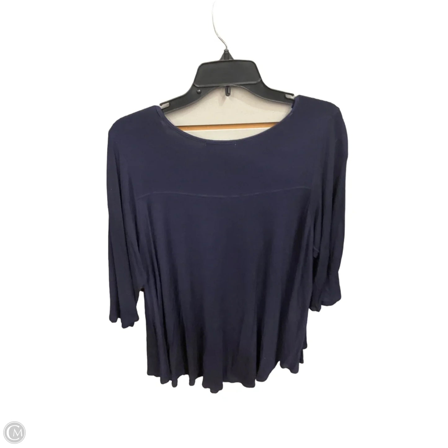 Top 3/4 Sleeve Basic By Green Envelope In Navy, Size: 2x