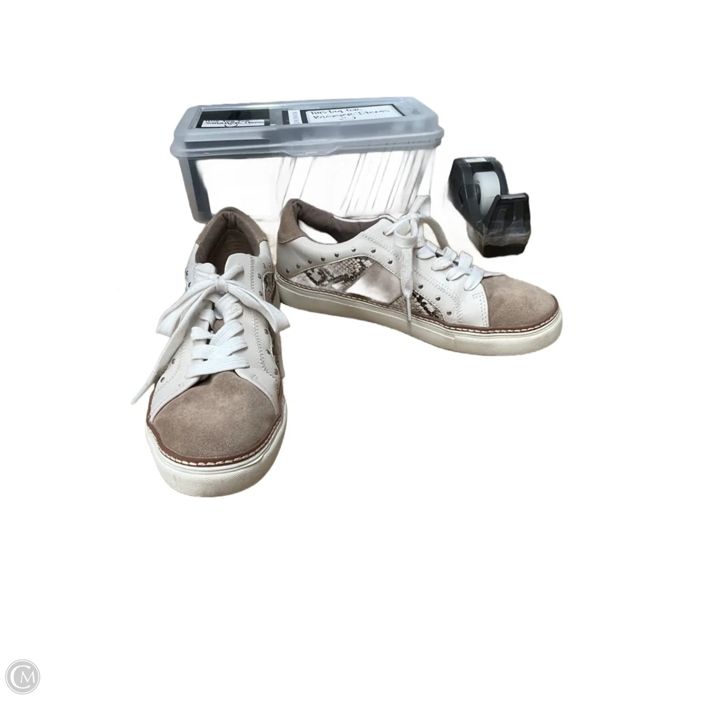 Shoes Flats By Crown Vintage In Animal Print, Size: 9