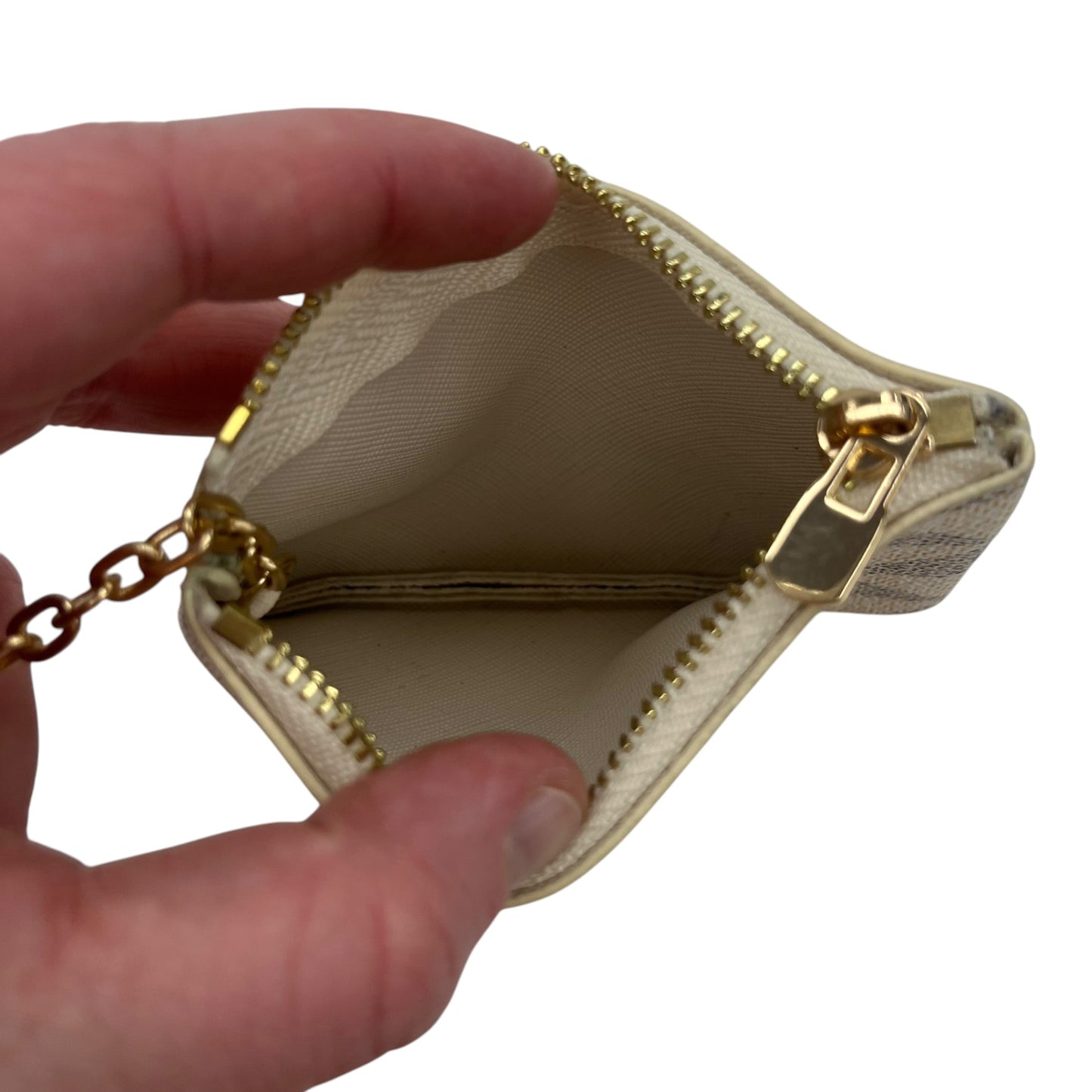 Wallet By Clothes Mentor In Cream, Size:Small