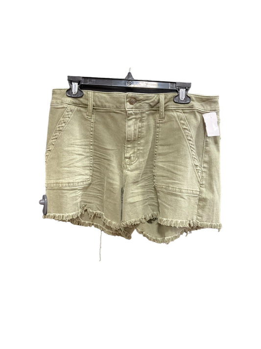 Green Shorts Vigoss, Size 10