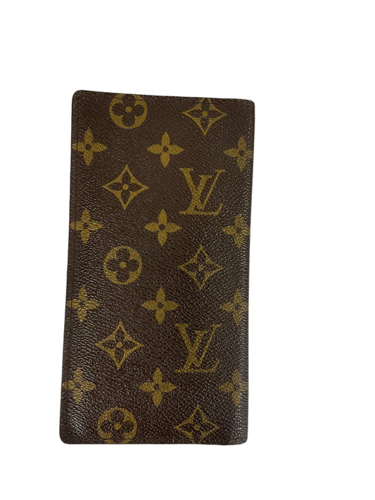 Wallet Luxury Designer By Louis Vuitton, Size: Medium