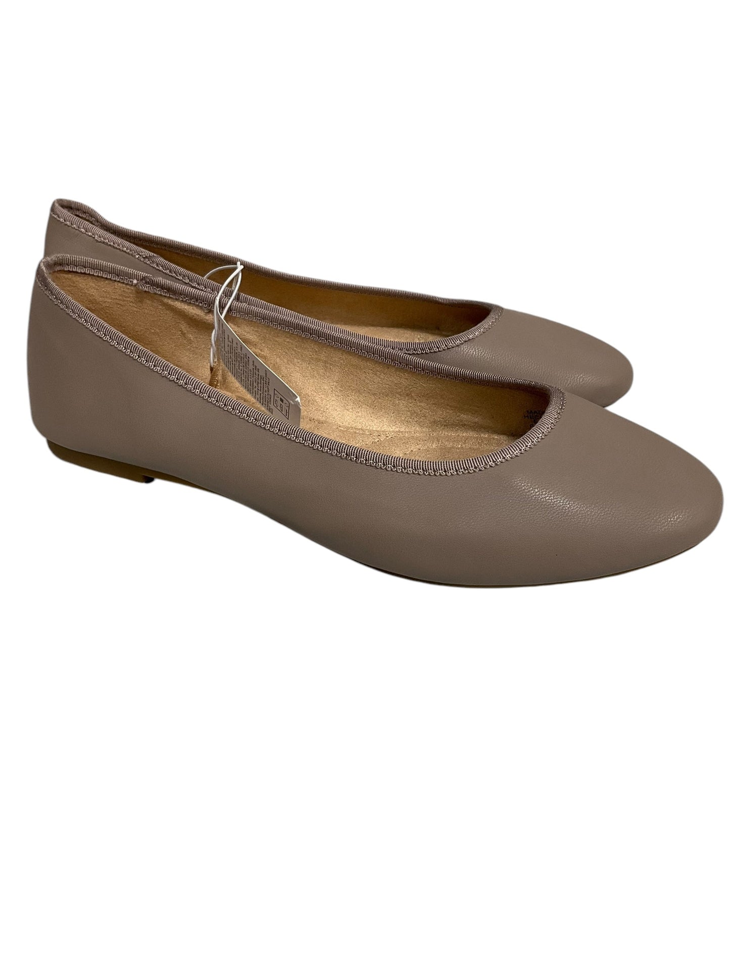 Shoes Flats By Old Navy In Beige, Size: 10