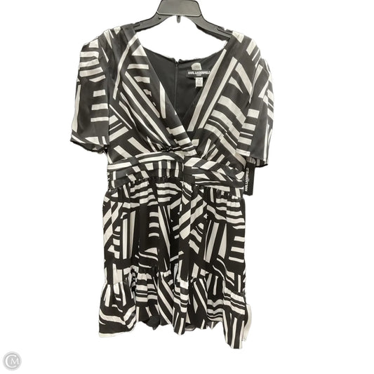 Dress Casual Short By Karl Lagerfeld In Black & White, Size: 16