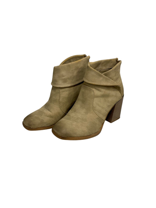 Boots Ankle Heels By Pierre Dumas In Tan, Size: 6