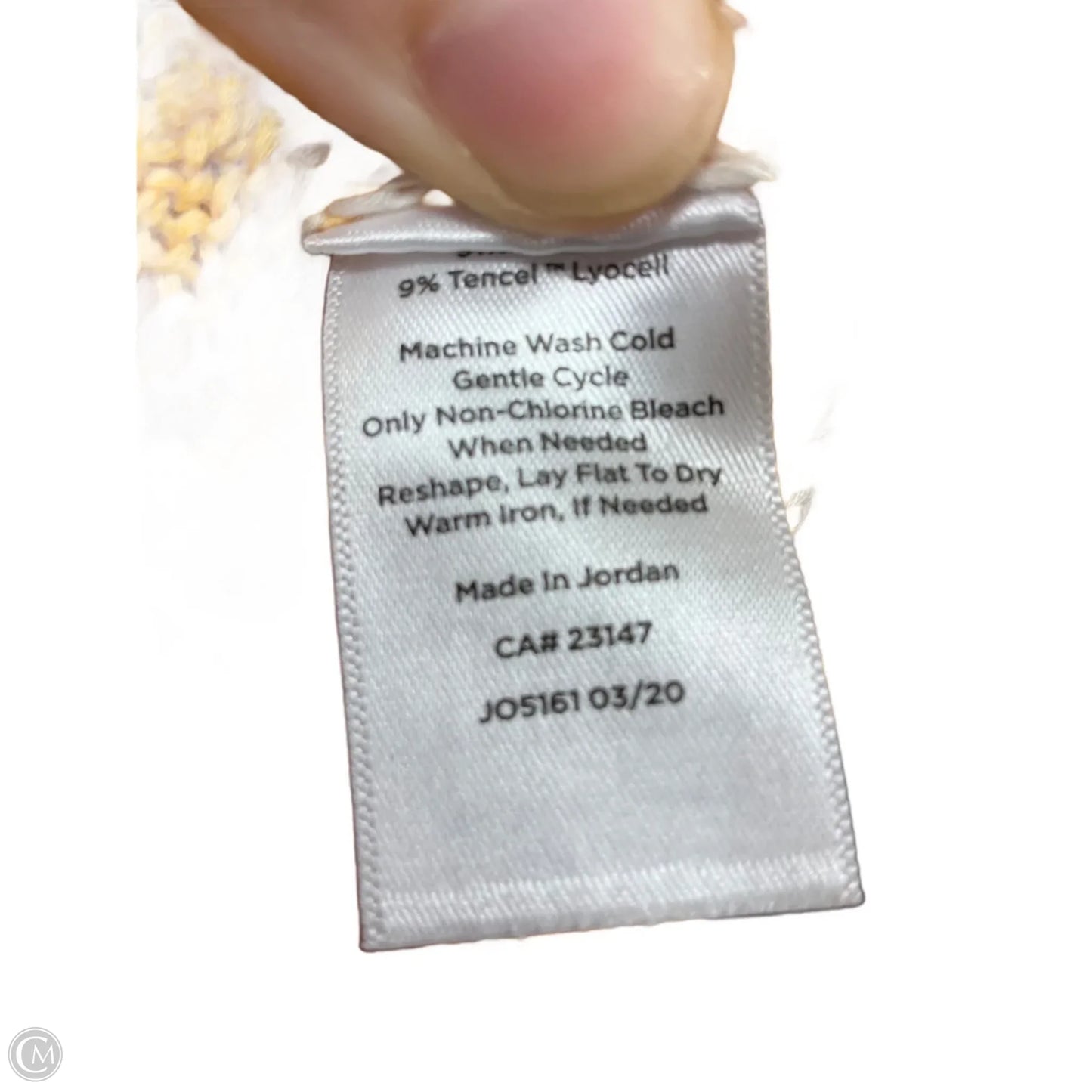 Top Long Sleeve Basic By Talbots In White & Yellow, Size: S