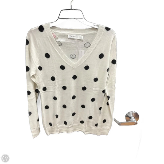 Top Long Sleeve Basic By New York And Co In Polkadot Pattern, Size: S