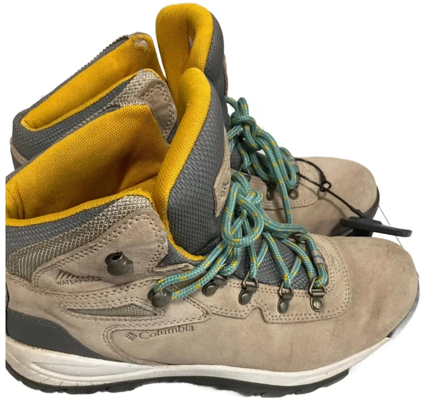 Boots Hiking By Columbia In Tan, Size: 9.5