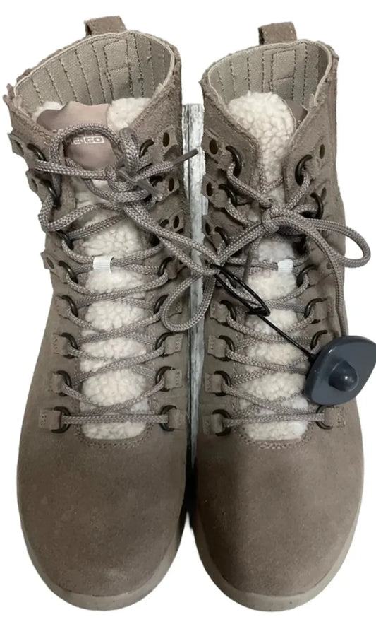 Boots Ankle Flats By Skechers In Tan, Size: 9.5