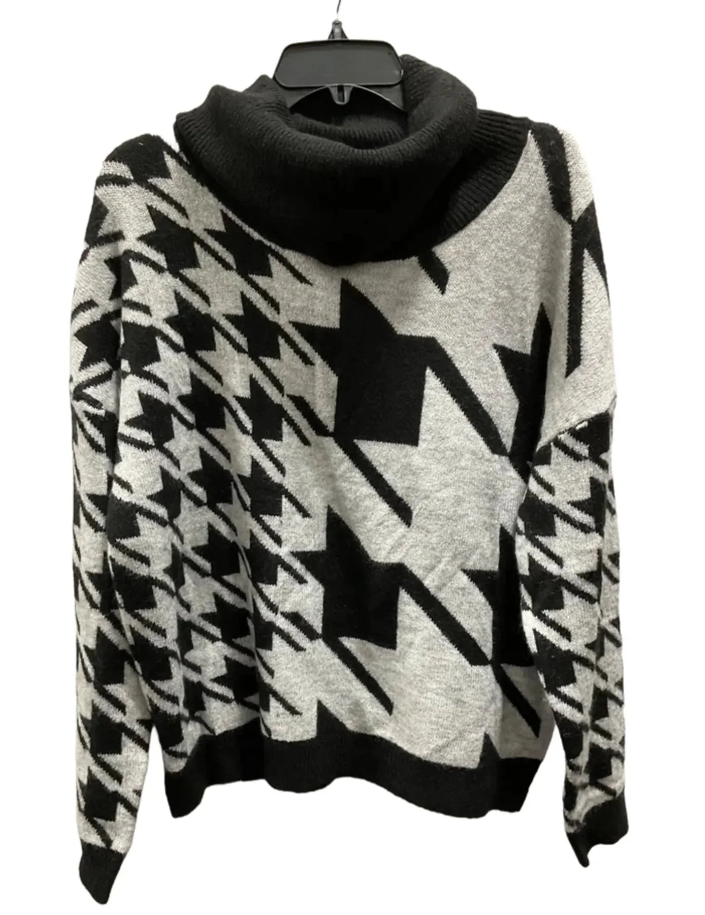 Sweater By William Rast In Black & White, Size: M