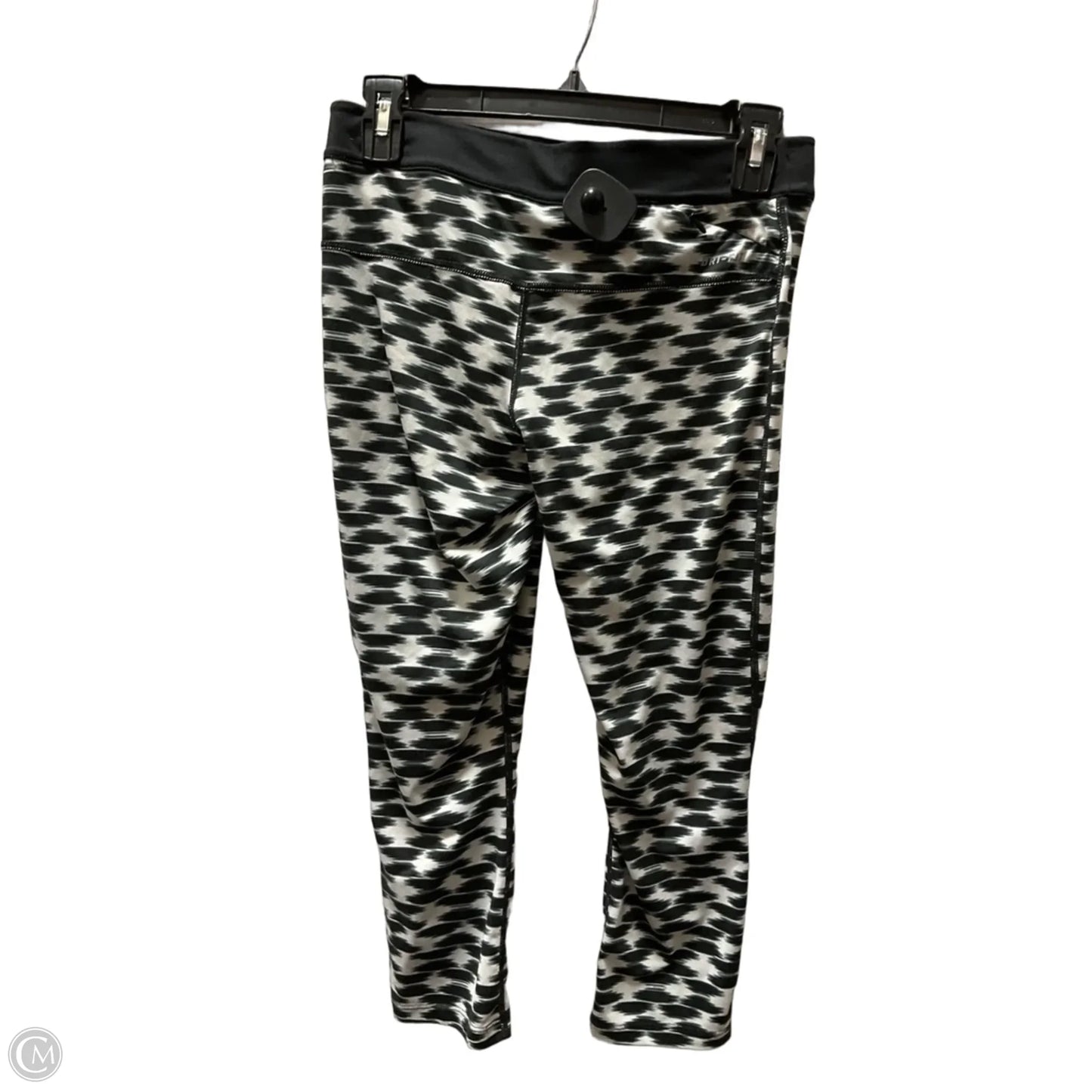 Athletic Capris By Nike Apparel In Black & White, Size: S