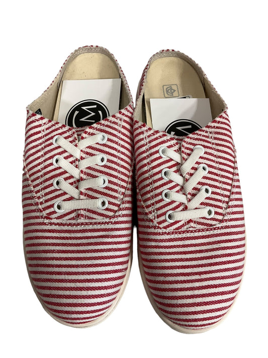 Shoes Sneakers By Clothes Mentor In Red & White, Size: 6.5