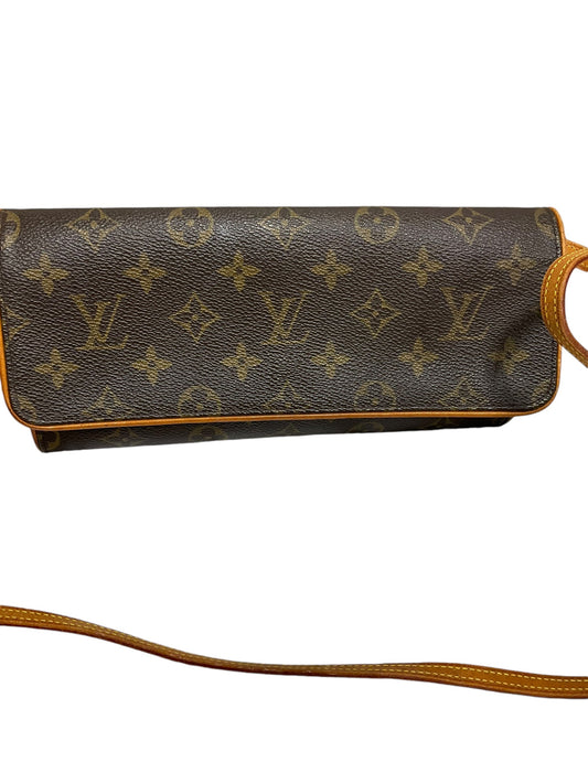 Crossbody Luxury Designer By Louis Vuitton, Size: Small