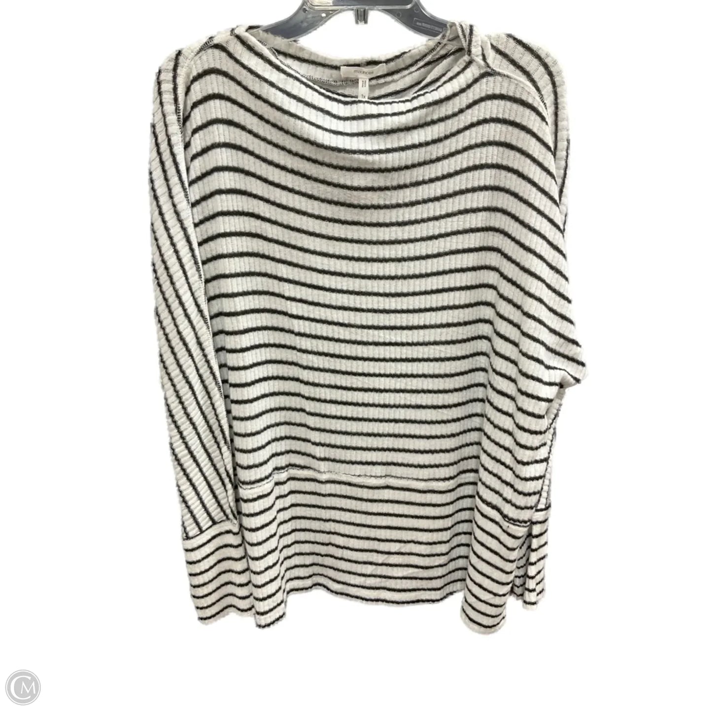Top Long Sleeve By Maurices In Striped Pattern, Size: 1x