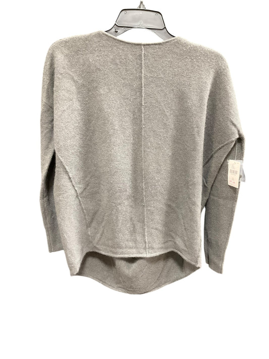 Sweater By Anthropologie In Grey, Size: Xs