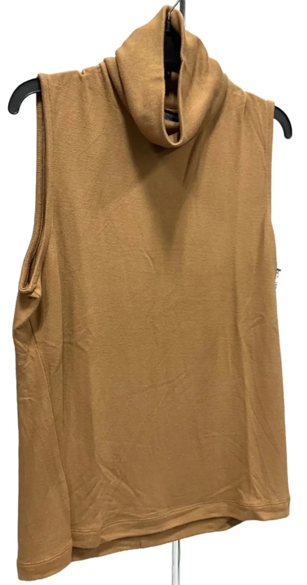 Top Sleeveless By Banana Republic In Tan, Size: Xl