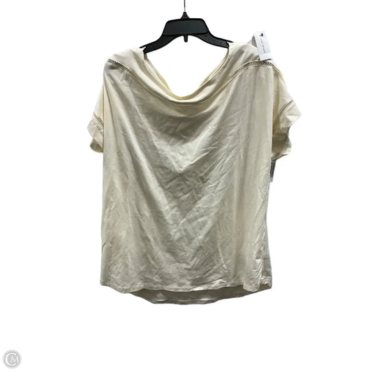 Top Short Sleeve By Lane Bryant In Cream, Size: 1x