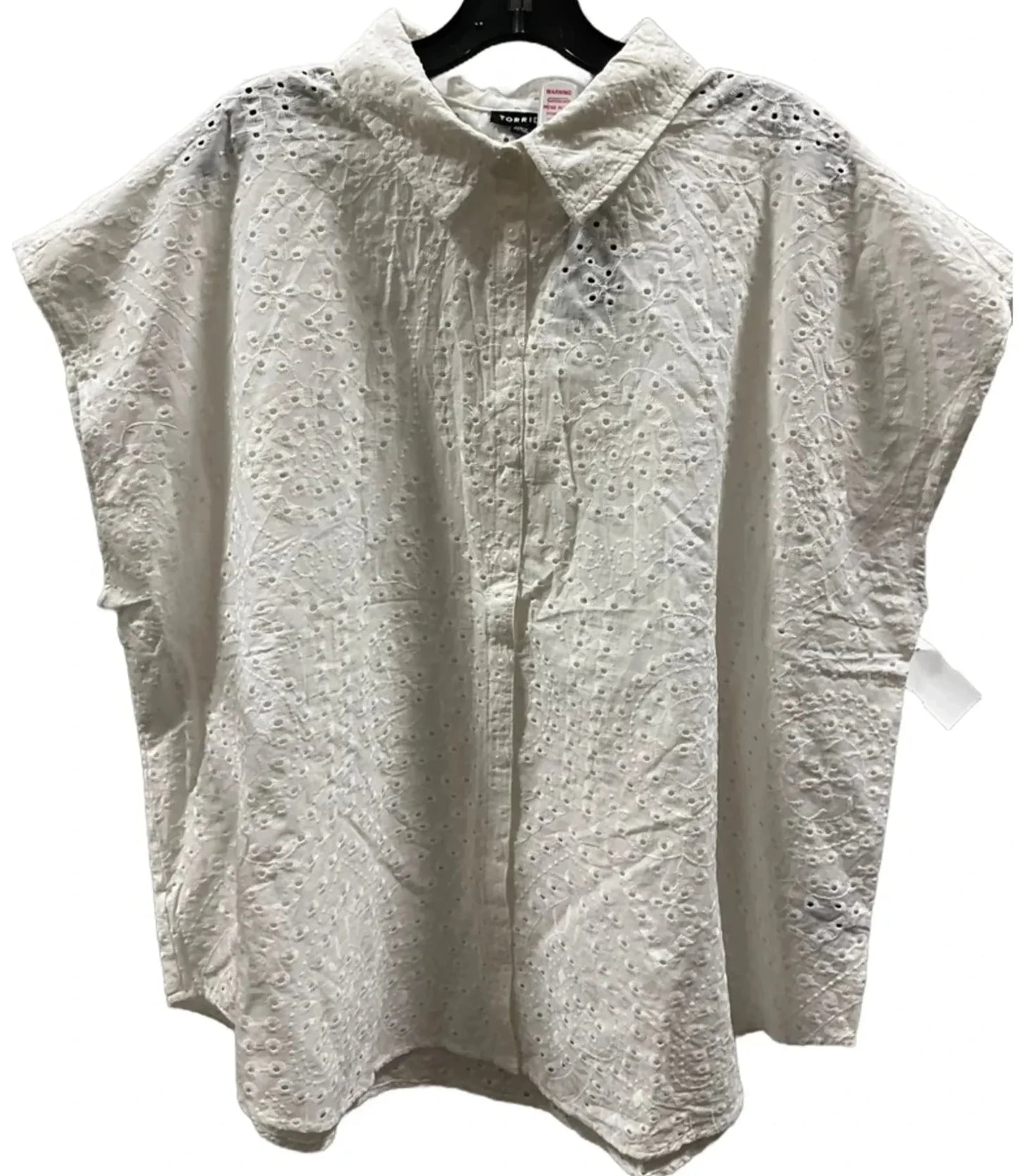 Top Short Sleeve By Torrid In White, Size: 2x