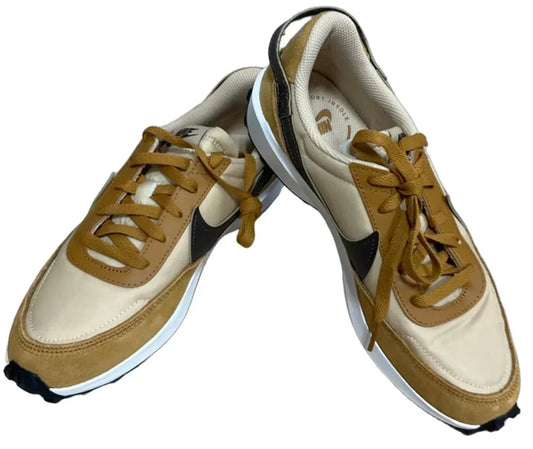 Shoes Athletic By Nike In Yellow, Size: 9